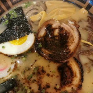 Black hakata garlic ramen