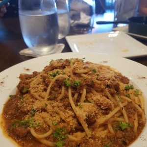 SPAGHUETTI A LA BOLOGNESA