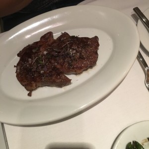 rib eye en termino medio - muy rico