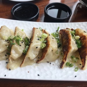 PARA PICAR - GYOZAS (6 unidades)