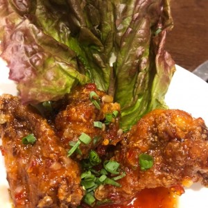 Alitas de pollo estilo coreano