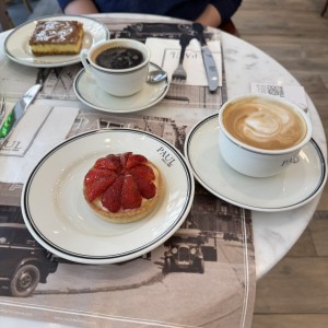 Milhoja & Tartaleta de Fresa