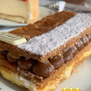 mil hojas con dulce de leche