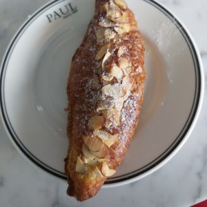 croissant de almendras