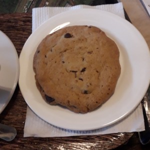 Chocolate Chip Cookie