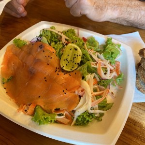 salmon ensalada