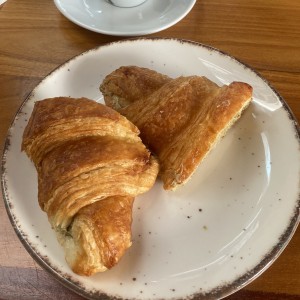 Croissant con crema de pistacho