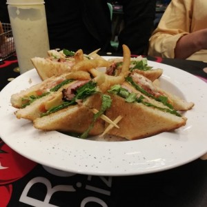 Club Sandwich (House)