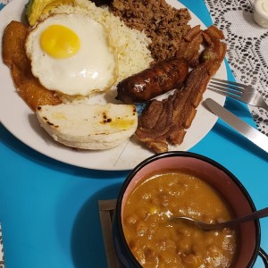 Bandeja Paisa 