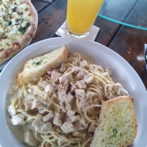 Pasta Alfredo