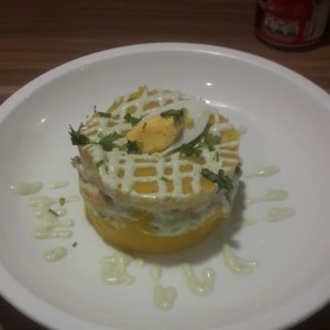 Causa de camarones