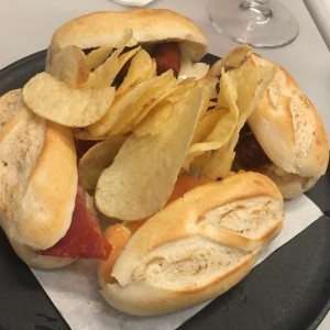 montaditos de la casa+montaditos clasicos 