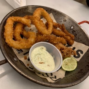 Calamares apanados