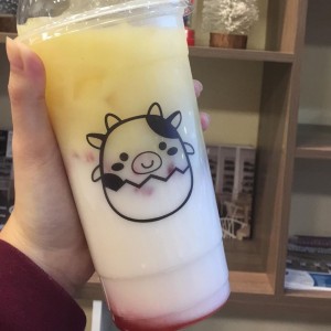 Berry coconut milk tea