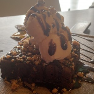 Desserts - Hot Fudge Brownie