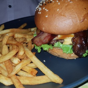 Top Burgers - American Cheese Bacon