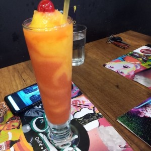 licuado mango fresa