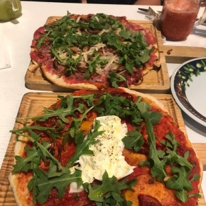 pizza carpaccio de res y burrata