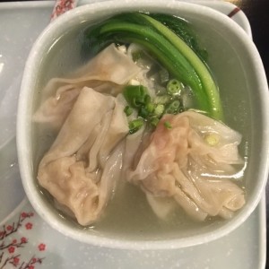 sopa de wanton