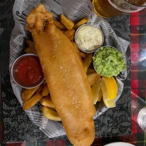 Platos fuertes - Fish and chips