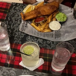 Platos fuertes - Fish and chips