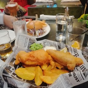 Platos fuertes - Fish and chips