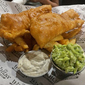 Platos fuertes - Fish and chips