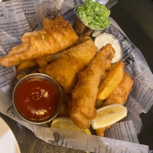 Platos fuertes - Fish and chips