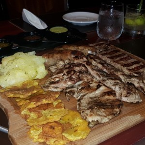 Parrillada la Pampa para dos persona.