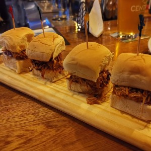 pulled pork sliders