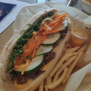 Bahn Mi 5 Spiced Pulled Pork