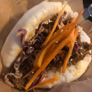 Bao de pulled pork