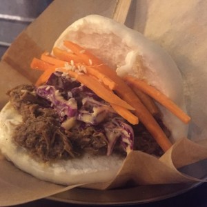 bao de pulled pork picante