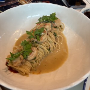 VERMICELLI AGLIO, OLIO E GAMBERI