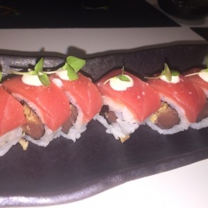 tuna roll