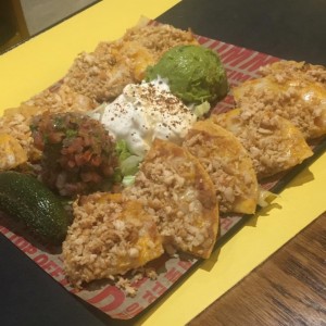 Nachos de Pollo