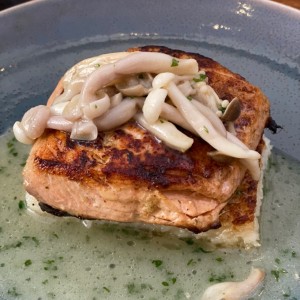 MAIN - Chili Glazed Salmon