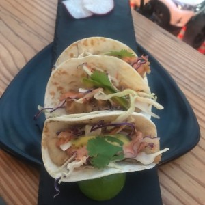 Estilo Baja Fish Tacos