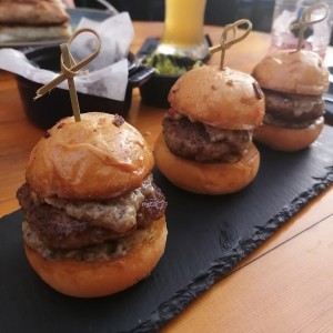 SMALL PLATES - Sliders