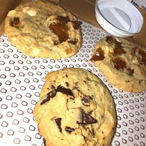 Galleta de caramelo y de chocolate chunk