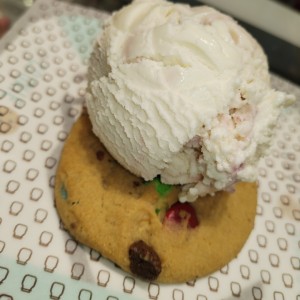 Galleta de M&M y Helado