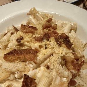 Rigatoni Ni Carbonara Ni Alfredo