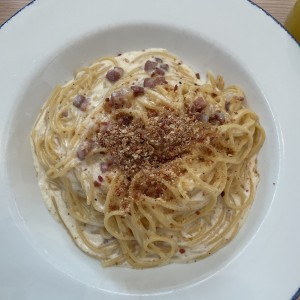 Spaghetti Alfredo e Prosciutto