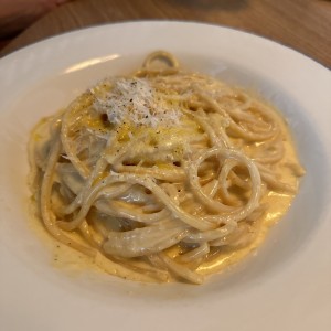 Bucatini Cacio E Pepe