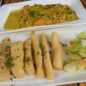 Filete de pescado al ajillo