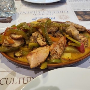 POLLO CON PIMIENTOS