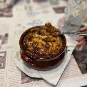 Platos Fuertes - Mousaka