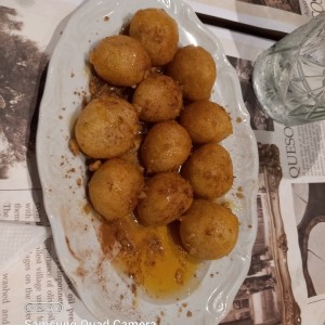 Postres - Loukoumades