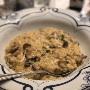 RISOTTO ME MIDIA (PARA DOS PERSONAS)