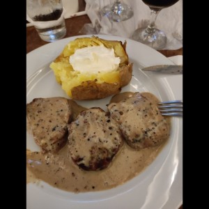 Medallones en salsa de pimienta